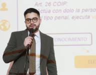 El juez Carlos Serrano durante una capacitación.