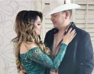 Imagen de archivo de el cantante mexicano, Kevin Hernández, y su esposa, Maricela Sandoval.