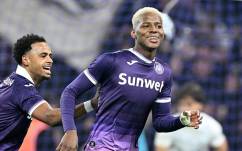 Nilson Angulo anota el gol del triunfo del Anderlecht