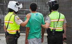 En el celular del adolescente se encontraron chats incriminatorios.