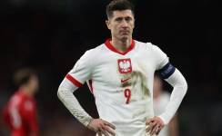 Robert Lewandowski, capitán y goleador histórico de Polonia.