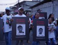 Imagen de enero de 2025. Padres y familiares de los cuatro menores asesinados han protestado en Guayaquil exigiendo justicia.