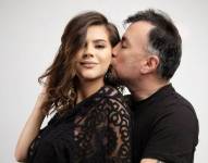 Imagen de archivo de Troi Alvarado y su pareja, Arianna Mejía.
