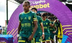 Jugadores de 9 de Octubre.