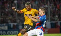 Barcelona Sporting Club reciben el estadio Monumental a Cerro Porteño este jueves 29 de junio