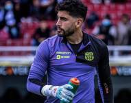 Víctor Mendoza ya no es arquero activo, y continúa su vida en Estados Unidos.