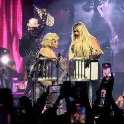 Imagen del show en el que Wendy Guevara acompañó a Madonna en el escenario.