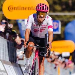 Richard Carapaz en la Etapa 19 del Giro de Italia