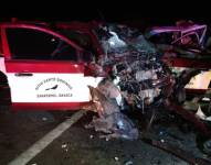 Los autos involucrados en el choque quedaron reducidos a chatarra.