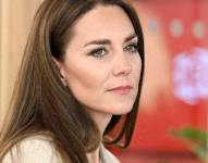 Una pintura de la princesa Kate Middleton enciende el debate en la esfera digital: Esto es un insulto