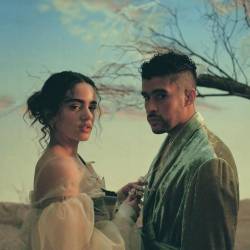 Foto de Rosalía y Bad Bunny juntos, publicada por ella.