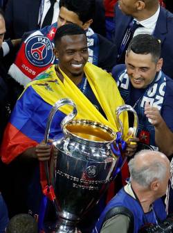 Willian Pacho quedó campeón con el PSG de la Champions League
