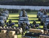 Equipamiento entregado a los militares.