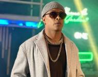 Dennys The Black es un artista del género urbano ecuatoriano.