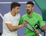 Nardi y Djokovic luego del duelo.