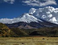 Ecuador cuenta con 84 volcanes a lo largo del frente volcánico, pero no todos se encuentran activos.