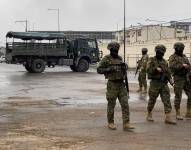 Exteriores de la cárcel de Machala la mañana de este domingo 9 de noviembre.