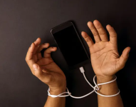 La violencia digital es una amenaza creciente para las mujeres y las niñas