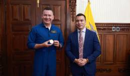 Juan Fernando Salinas y el presidente Daniel Noboa.