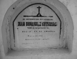 Locales ofrecen restauraciones de tumbas | 29-10-2025