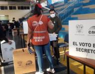 El domingo 5 de febrero de 2023 se elegirían a los nuevos alcaldes y prefectos del país