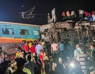 El accidente involucró tres trenes en total y la cifra de afectados se sigue actualizando.