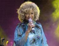 Fotografía de archivo de una imagen de la cantante cubana Celia Cruz