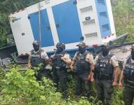 Momento de la recuperación de una grúa robada.