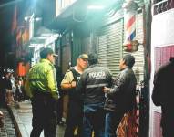 Exteriores de la peluquería donde ocurrió el ataque armado, en el sur de Quito.