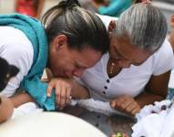 Imagen de archivo de Jenifer Guerrero, madre de un niño venezolano de 11 años que murió de cáncer en 2019 mientras esperaba un trasplante de médula ósea.