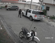 Gobernación del Guayas clausurará locales que vendan uniformes policiales sin permiso