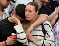 Muchas personas se congregaron en Bondi Beach este lunes para recordar a las víctimas del ataque.