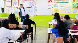 1 000 plazas de trabajo para docentes