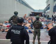 Operativos de control de la Policía Nacional en conjunto con las Fuerzas Armadas, para el control en el interior del Centro de Privación de Libertad Guayas N.- 1, con el objetivo de garantizar la seguridad y el orden público.