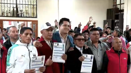 Evento de entrega de credenciales de identificación.