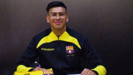 Xavier Arreaga, quien no se entrenó con el grupo al encontrarse fuera del país.