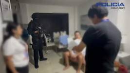 En esta intervención simultánea también participaron agentes de la Fiscalía General del Estado (FGE).