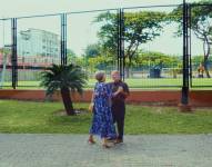 Fotograma del cortometraje La Suerte de Coincidir, grabado en la ciudadela Ferroviaria, al norte de la ciudad.