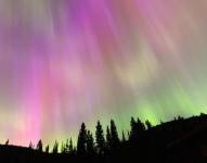 La aurora boreal se vio en Manning Park, Columbia Británica, Canadá.