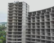 La gigante construcción del IESS abandonada en Esmeraldas: uno de los 15 fideicomisos inmobiliarios que fracasaron