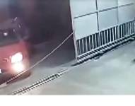 Imagen del automotor en el que se movilizaban los delincuentes.