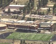 Tres adolescentes heridos tras tiroteo en escuela de Denver, EE. UU.