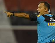 Darío Herrera, árbitro central argentino, dirigirá el partido entre Liga de Quito y Delfín.