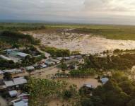 Alrededor de 600 hectáreas de banano y 50 de cacao se encuentran anegadas.