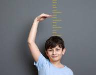 La altura media de la población en Reino Unido aumentó hasta 10 centímetros durante el siglo pasado.