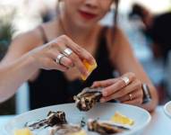 Hay que tener cuidado al consumir ostras crudas.