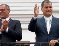 La entidad pública informó este viernes de manera oficial el embargo de cuentas del expresidente y ex vicepresidente de Ecuador.