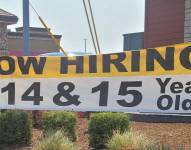 Un local de McDonald's en Oregón está llamando a jóvenes de 14 y 15 años a solicitar empleo.