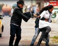 El alcalde, Santiago Guarderas, ofrece incrementar el presupuesto para la seguridad de la ciudad. Foto: Referencial