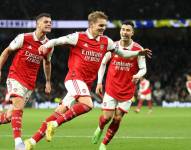 El Arsenal derrotó 4-2 al Aston Villa por una jornada más de la Premier League.